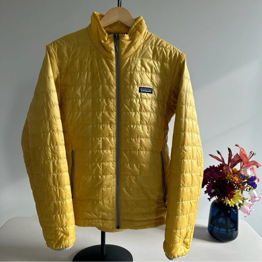 Men's Patagonia Nano Puff® Jacket • yellow / gold • small • puffer • hiking - Picture 10 of 12
